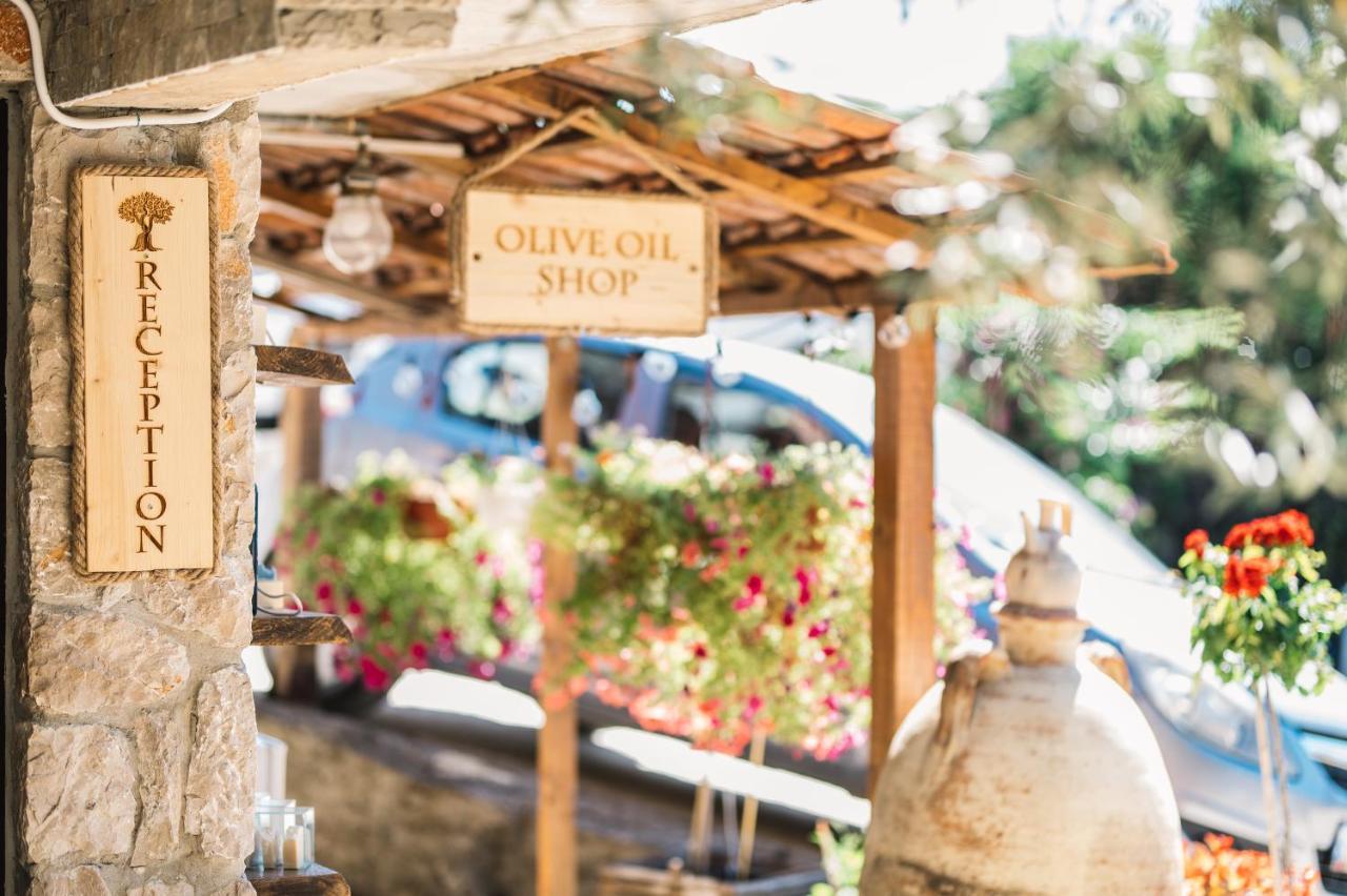 Holiday Park Olive Tree ウルツィニ エクステリア 写真