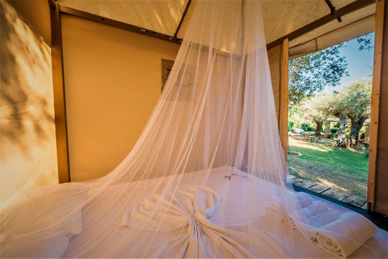 Holiday Park Olive Tree ウルツィニ エクステリア 写真